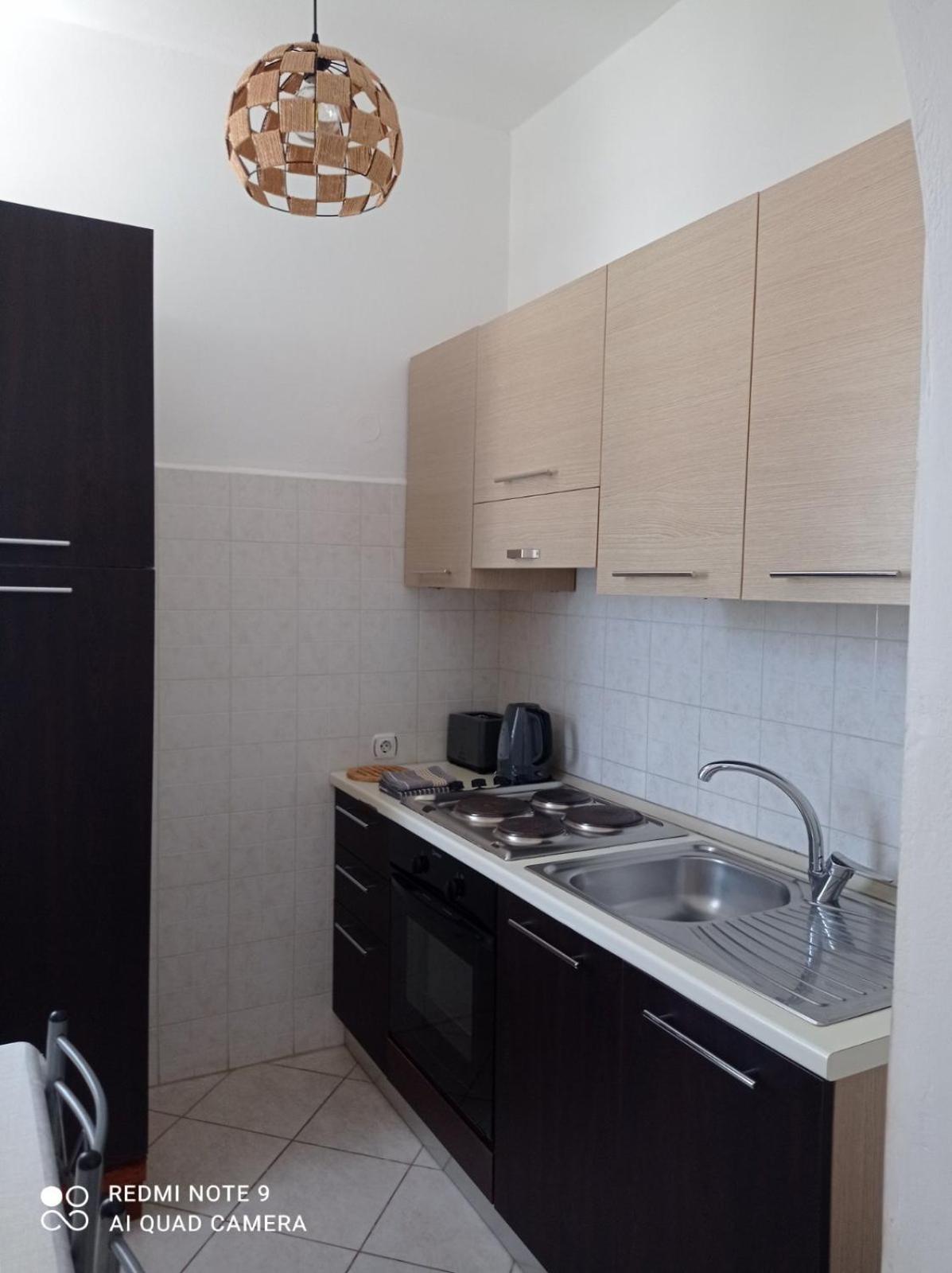 Irinoula Apartments Livadia  Ngoại thất bức ảnh