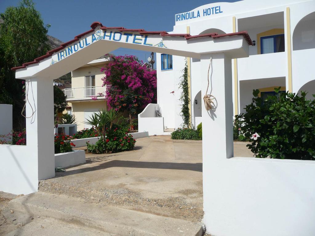 Irinoula Apartments Livadia  Ngoại thất bức ảnh