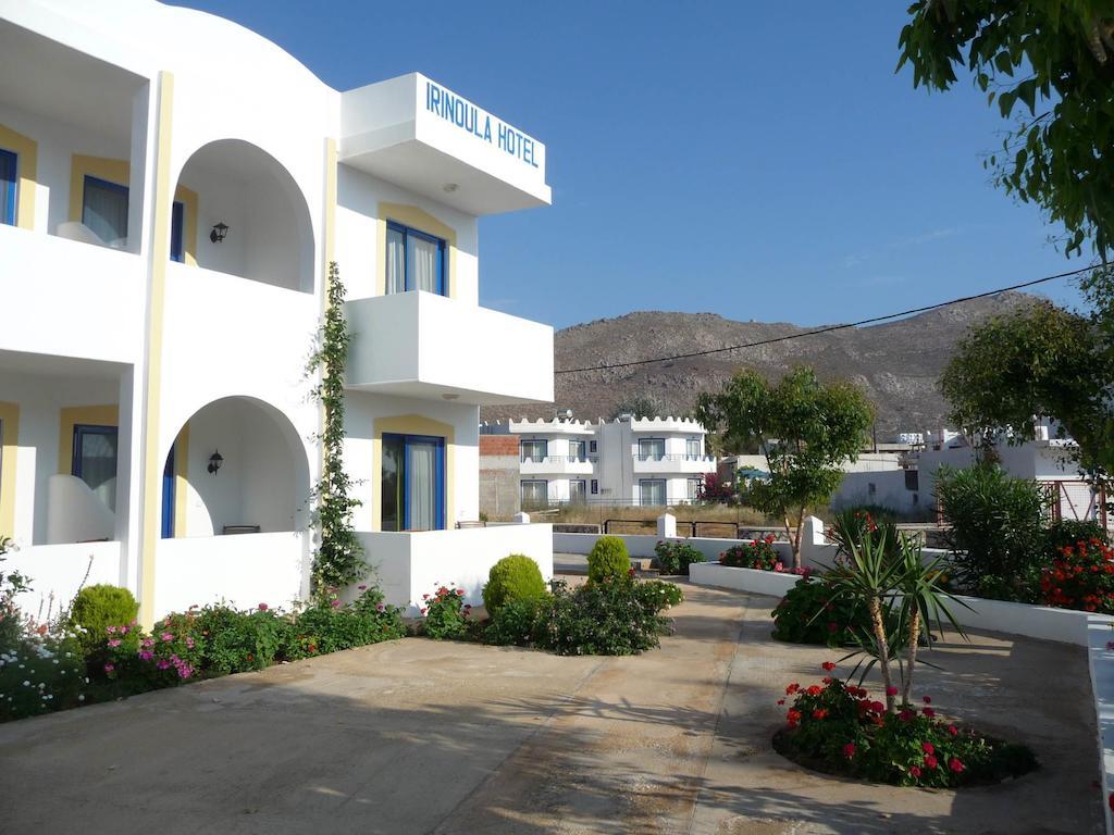 Irinoula Apartments Livadia  Ngoại thất bức ảnh